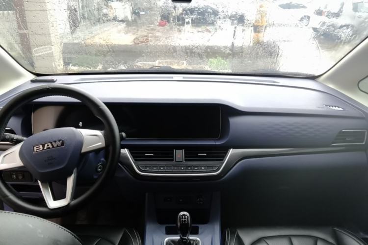 Used BAW Ruisheng Ace M7 2025 1.6L Manual Long Wheelbase Comfort Version 6/7 Seats Center Console