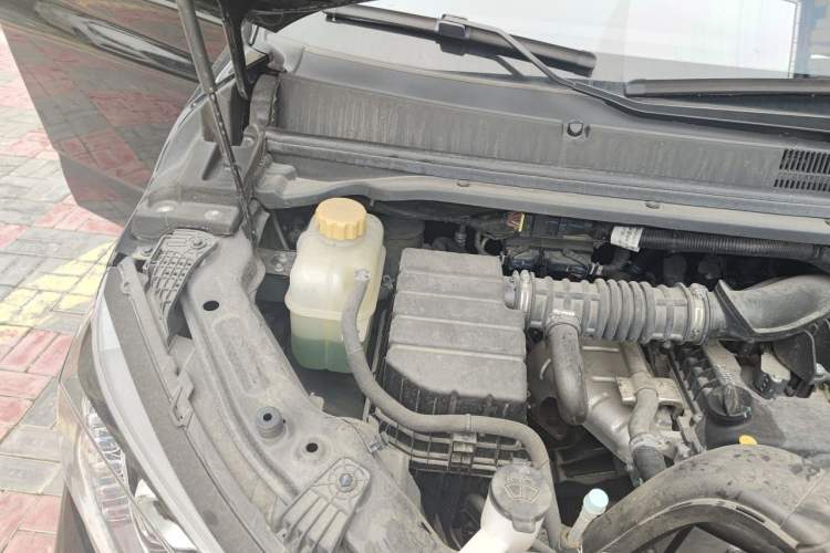 Used BAW Ruisheng Ace M7 2025 1.6L Manual Standard Wheelbase Luxury Version 7 Seats Engine Bay Right