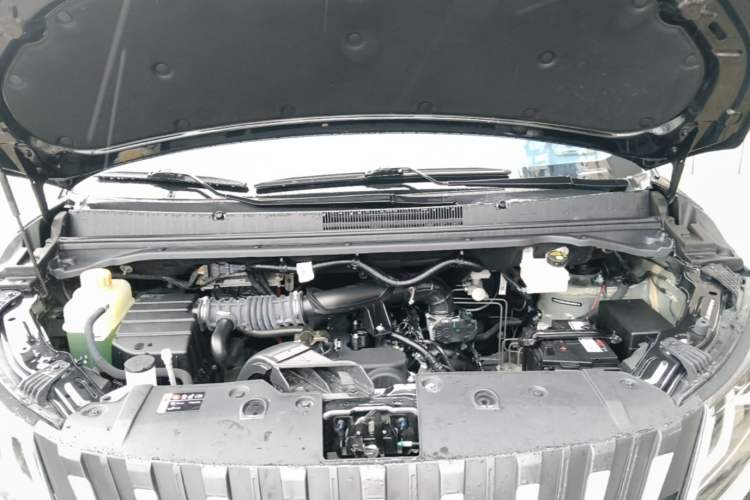 Used BAW Ruisheng Ace M7 2025 1.6L Manual Long Wheelbase Comfort Version 6/7 Seats Engine Bay