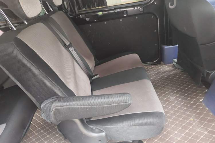 Used BAW Ruisheng Ace M7 2025 1.6L Manual Standard Wheelbase Luxury Version 7 Seats Left Rear Seat