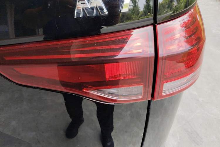 Used BAW Ruisheng Ace M7 2025 1.6L Manual Standard Wheelbase Comfort Version 5 Seats Right Rear Taillight