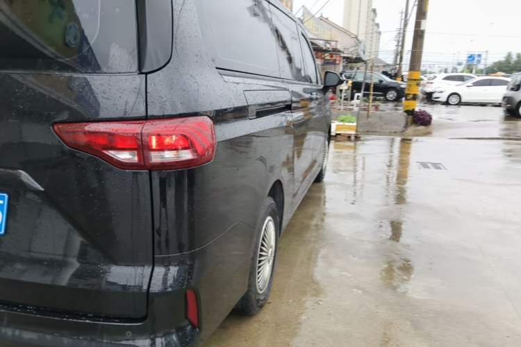 Used BAW Ruisheng Ace M7 2025 1.6L Manual Long Wheelbase Comfort Version 6/7 Seats Right Rear Taillight