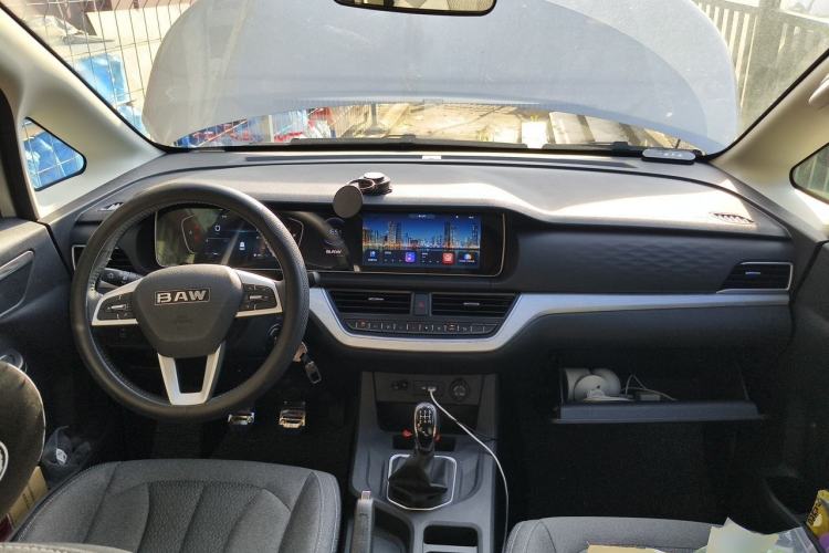 Used BAW Ruisheng Ace M7 2025 1.6L Manual Standard Wheelbase Comfort Version 5 Seats Center Console