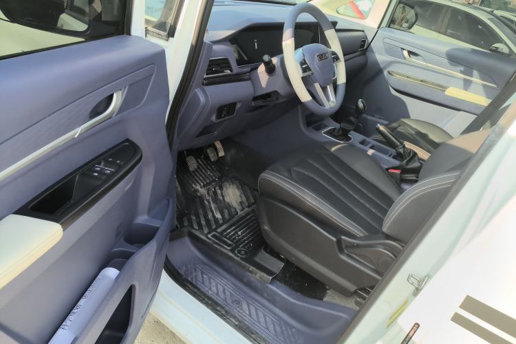 Used BAW Ruisheng Ace M7 2025 1.6L Manual Standard Wheelbase Comfort Version 5 Seats Driver Seat