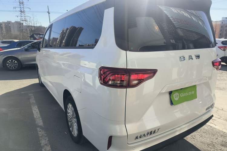 Used BAW Ruisheng Ace M7 2025 2.0L Automatic Long Wheelbase Luxury Version 7 Seats Exterior 2
