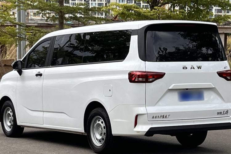 Used BAW Ruisheng Ace M7 2025 1.6L Manual Long Wheelbase Comfort Version 6/7 Seats Exterior 3