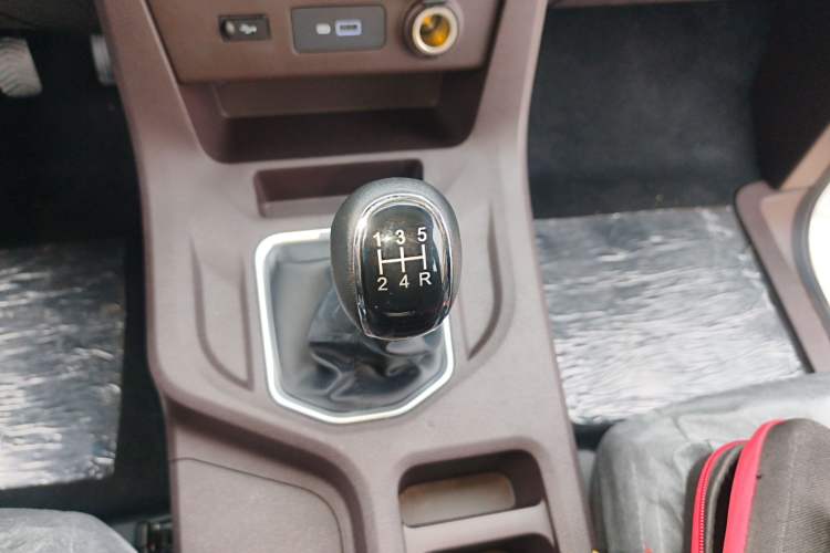 Used BAW Ruisheng Ace M7 2025 1.6L Manual Standard Wheelbase Comfort Version 5 Seats Gear Lever