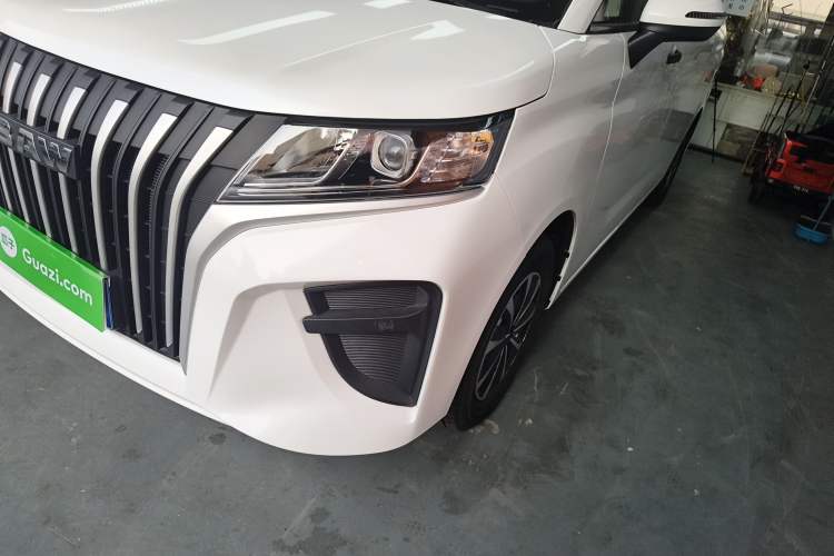 Used BAW Ruisheng Ace M7 2025 1.6L Manual Long Wheelbase Comfort Version 6/7 Seats Left Front Headlight