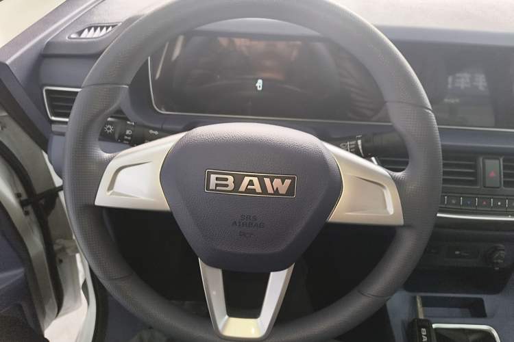 Used BAW Ruisheng Ace M7 2025 1.6L Manual Long Wheelbase Comfort Version 6/7 Seats Steering Wheel