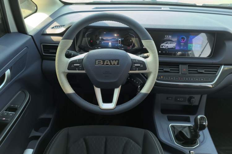 Used BAW Ruisheng Ace M7 2025 1.6L Manual Standard Wheelbase Comfort Version 5 Seats Steering Wheel