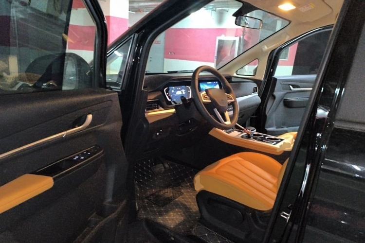 Used BAW Ruisheng Ace M7 2026 Model 2.0L Automatic Long-Wheelbase Luxury Version—9 Seats Driver Seat