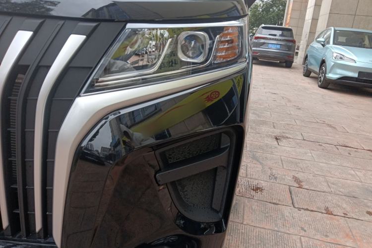 Used BAW Ruisheng Ace M7 2026 Model 1.6L Manual Standard Wheelbase Comfort 7-seater Left Front Headlight