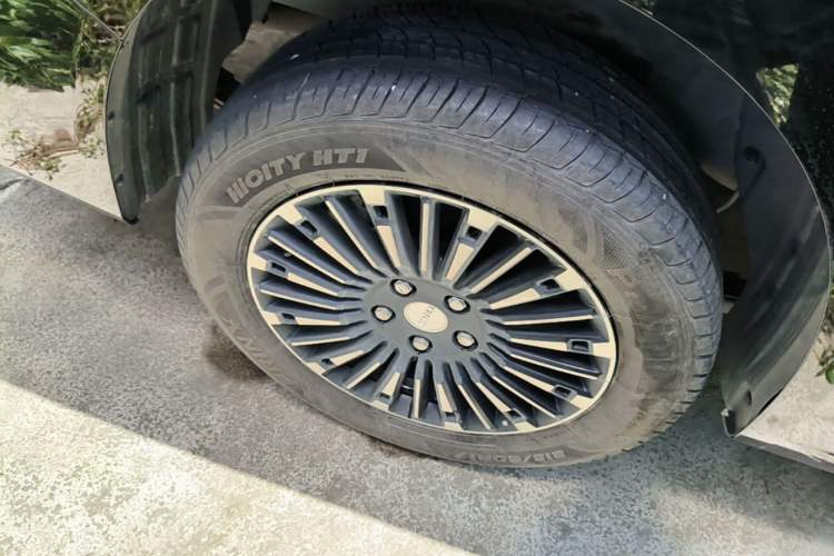 Used BAW Ruisheng Ace M7 2026 Model 2.0L Automatic Long-Wheelbase Luxury Version—7 Seats Right Rear Wheel Hub