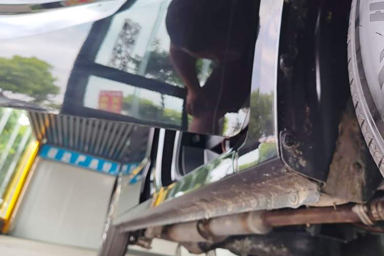 Used BAW Ruisheng Ace M7 2026 Model 1.6L Manual Standard Wheelbase Comfort 5-seater Right Side Sill
