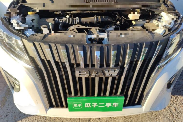 Used BAW Ruisheng Ace M7 2026 Model 2.0L Automatic Long-Wheelbase Mid-Range Commercial—9 Seats Engine Bay