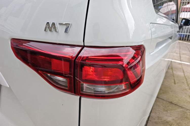 Used BAW Ruisheng Ace M7 2026 Model 1.6L Manual Standard Wheelbase Comfort 5-seater Right Rear Taillight