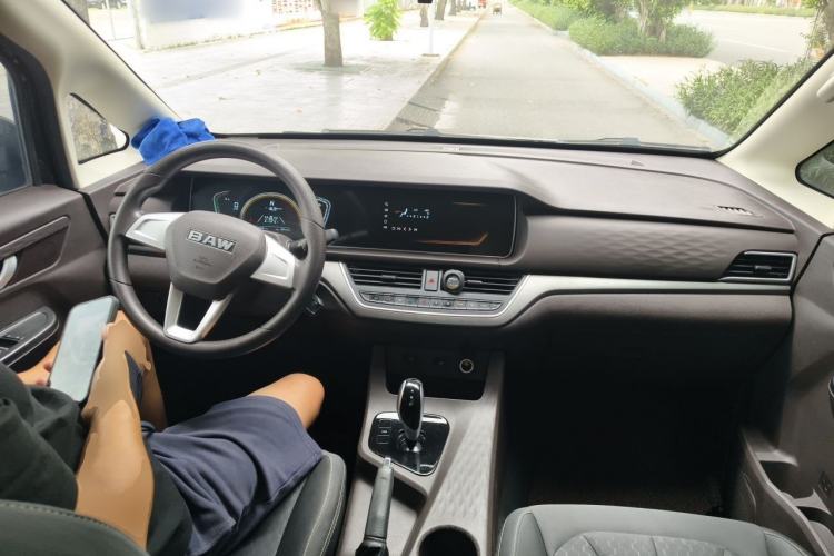 Used BAW Ruisheng Ace M7 New Energy 2023 Long Wheelbase · Enjoyment Edition Guoxuan 7-seater 65kWh Center Console