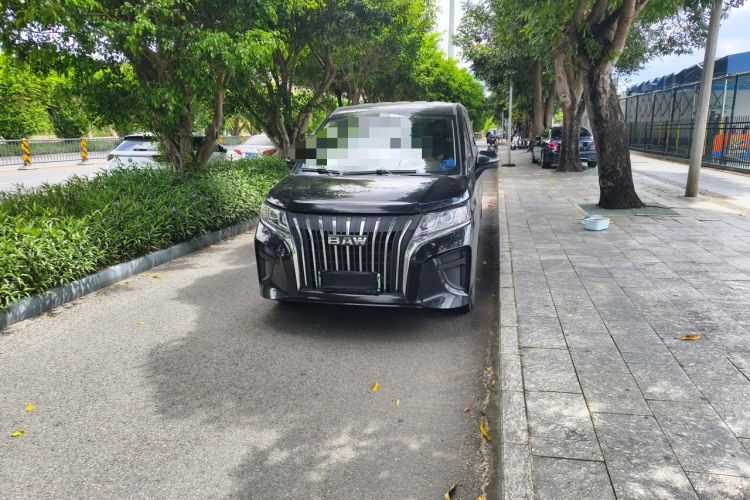Used BAW Ruisheng Ace M7 New Energy 2023 Long Wheelbase · Enjoyment Edition Guoxuan 7-seater 65kWh Front
