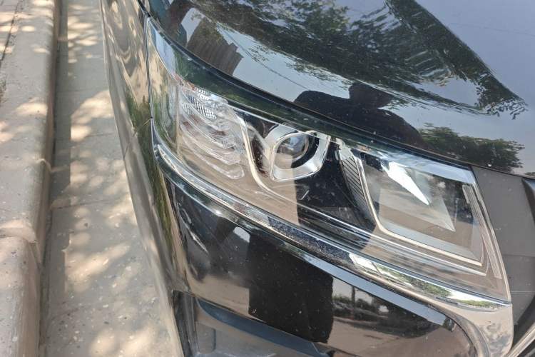 Used BAW Ruisheng Ace M7 New Energy 2023 Long Wheelbase · Luxury Commercial Version Guoxuan 9-seater 65kWh Right Front Headlight
