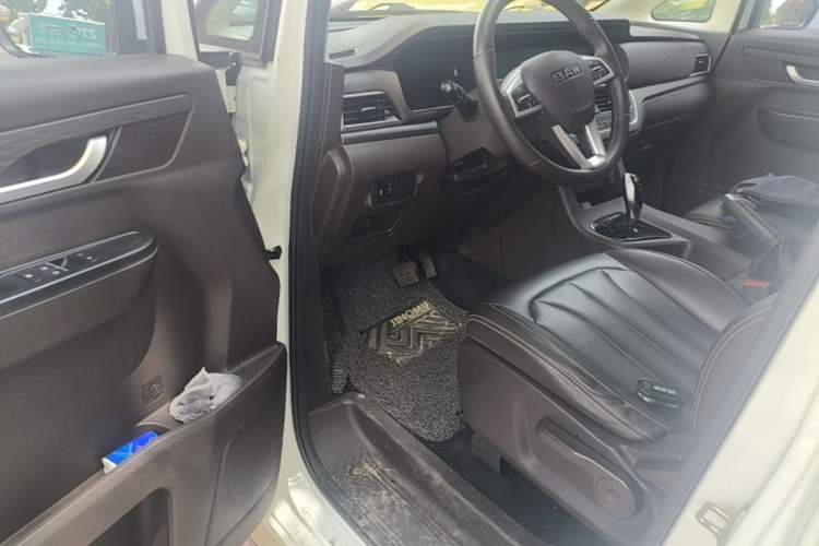 Used BAW Ruisheng Ace M7 New Energy 2023 Long Wheelbase · Enjoyment Edition Guoxuan 7-seater 65kWh Left Front Seat