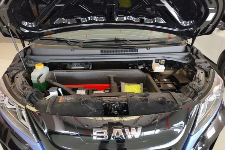 Used BAW Ruisheng Ace M7 New Energy 2025 365KM Entrepreneur Edition 7-seater Engine Bay