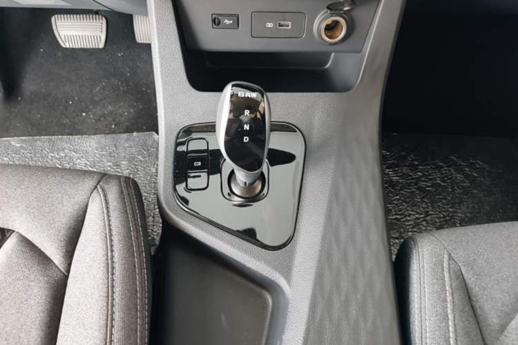 Used BAW Ruisheng Ace M7 New Energy 2025 365KM Entrepreneur Edition 7-seater Gear Lever