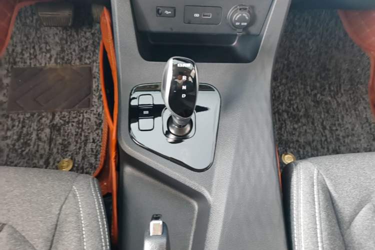 Used BAW Ruisheng Ace M7 New Energy 2025 365KM Entrepreneur Edition 7-seater Gear Lever