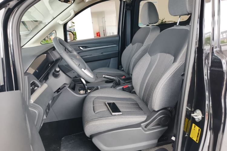 Used BAW Ruisheng Ace M7 New Energy 2025 365KM Entrepreneur Edition 7-seater Left Front Seat