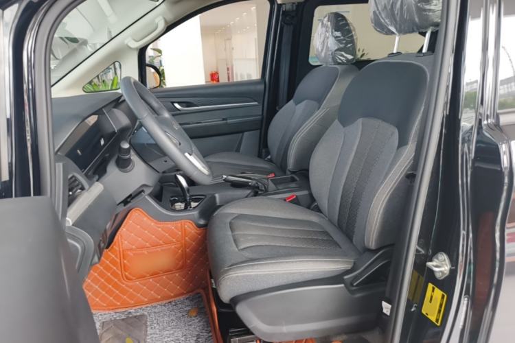 Used BAW Ruisheng Ace M7 New Energy 2025 365KM Entrepreneur Edition 7-seater Left Front Seat