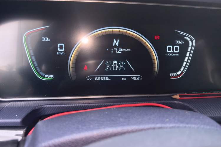 Used BAW Ruisheng Ace M7 New Energy 2025 365KM Wealth Creation Edition 7 Seats Odometer Close Up