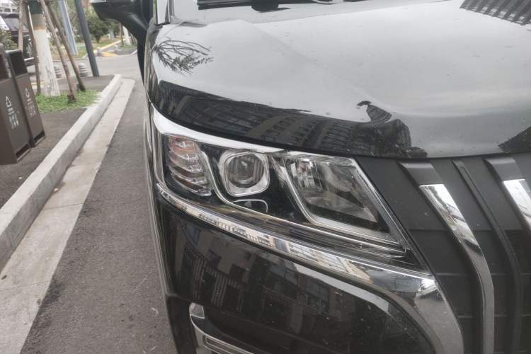 Used BAW Ruisheng Ace M7 New Energy 2025 505KM Prestige Version 7 Seats Right Front Headlight