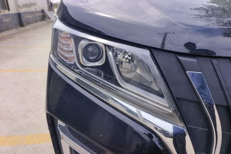 Used BAW Ruisheng Ace M7 New Energy 2025 505KM Prestige Version 9 Seats Right Front Headlight