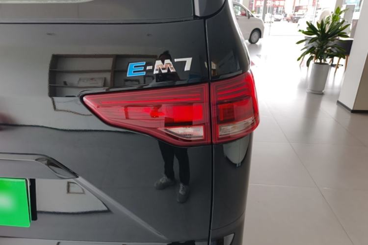 Used BAW Ruisheng Ace M7 New Energy 2025 365KM Entrepreneur Edition 7-seater Right Rear Taillight