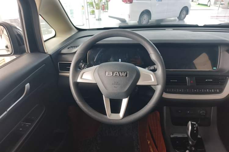 Used BAW Ruisheng Ace M7 New Energy 2025 365KM Entrepreneur Edition 7-seater Steering Wheel