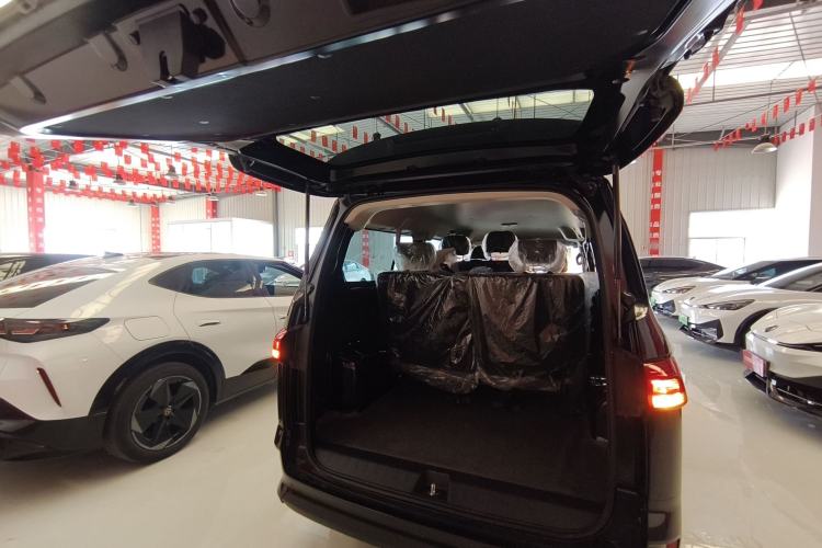 Used BAW Ruisheng Ace M7 New Energy 2025 365KM Entrepreneur Edition 7-seater Trunk