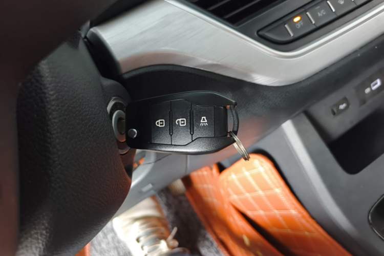 Used BAW Ruisheng Ace M7 New Energy 2025 365KM Entrepreneur Edition 7-seater Vehicle Key