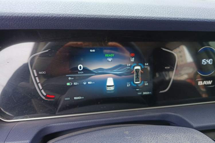 Used BAW Ruisheng Ace M7 New Energy 2025 320KM Luxury Mid-Range Commercial 9-Seater Instrument Cluster