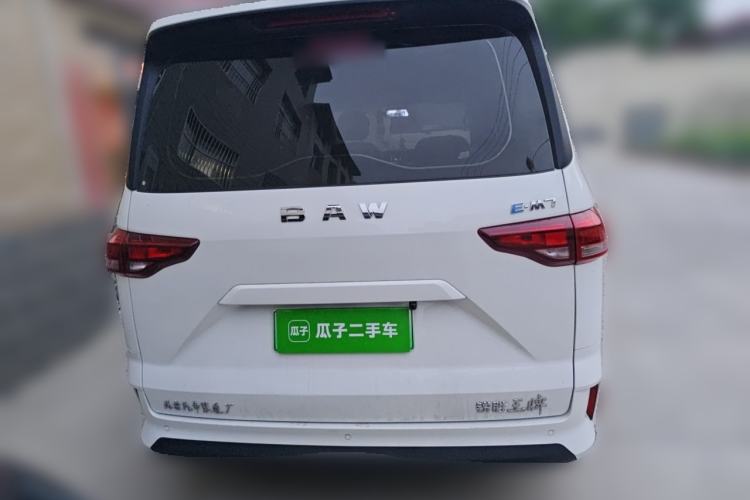 Used BAW Ruisheng Ace M7 New Energy 2025 365KM Entrepreneur Edition 7-seater Rear