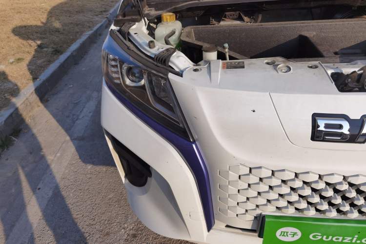 Used BAW Ruisheng Ace M7 New Energy 2025 270KM Entrepreneur Edition 7 Seats Right Front Headlight