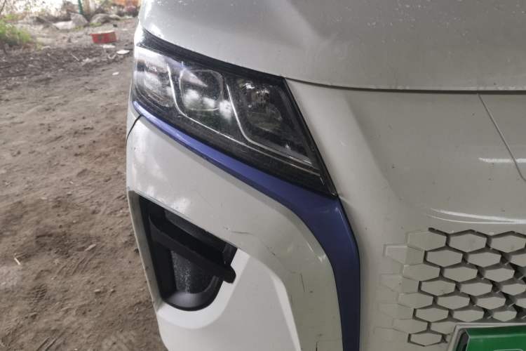 Used BAW Ruisheng Ace M7 New Energy 2025 365KM Entrepreneur Edition 7-seater Right Front Headlight