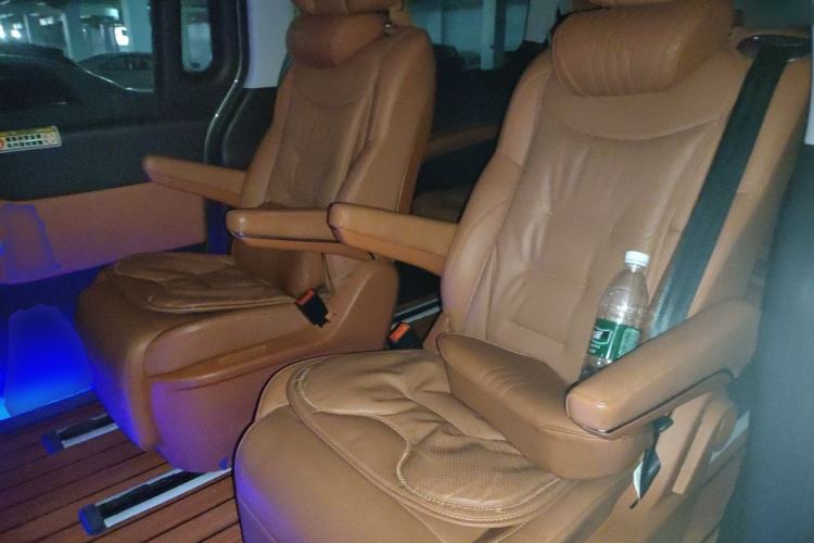 Used BAW RuiSheng M8  Left Rear Seat