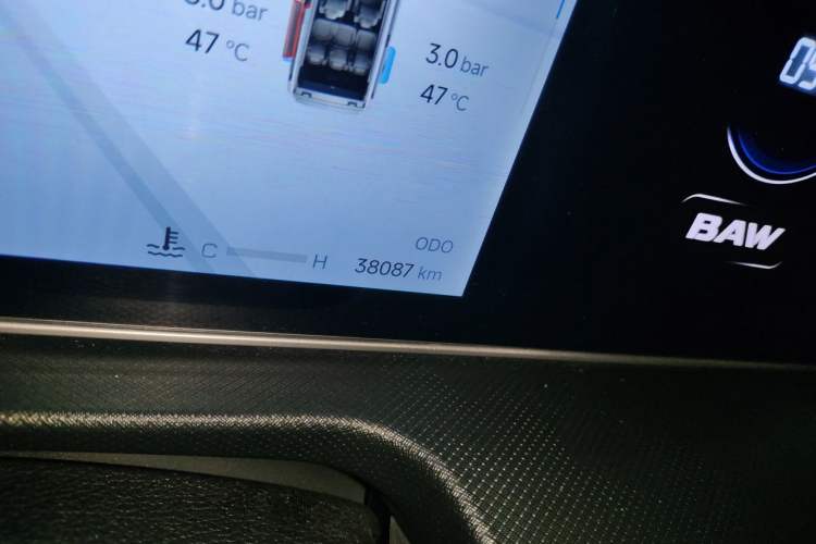 Used BAW RuiSheng M8  Odometer Close Up