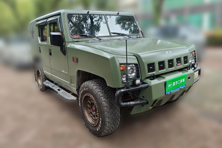 Used BAW Warrior 2008 2.7L five-door four-wheel drive gasoline version Front Right 45 Deg