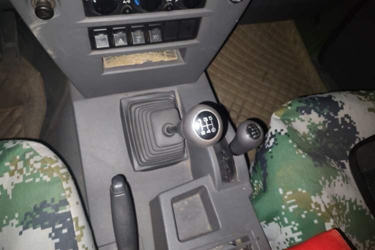Used BAW Warrior 2008 2.7L five-door four-wheel drive gasoline version Gear Lever
