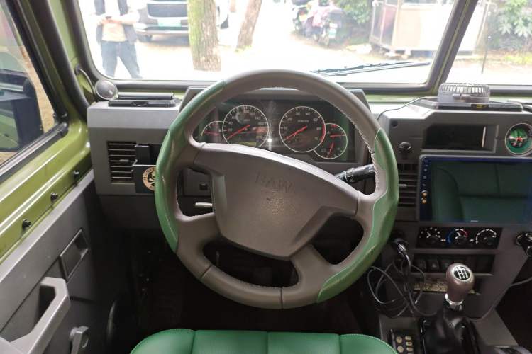 Used BAW Warrior 2008 2.7L five-door four-wheel drive gasoline version Steering Wheel