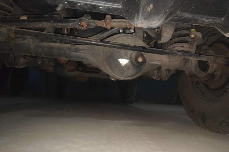 Used BAW Warrior 2014 2.5T five-door four-wheel-drive diesel version Chassis Front