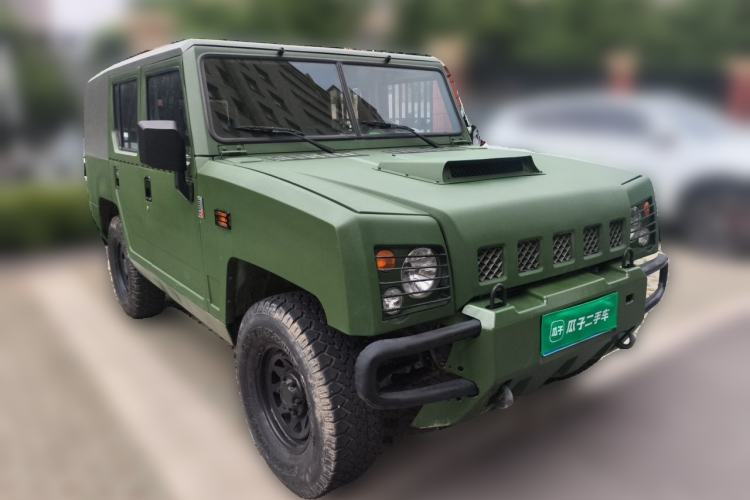 Used BAW Warrior 2014 2.5T five-door four-wheel-drive diesel version Front Right 45 Deg