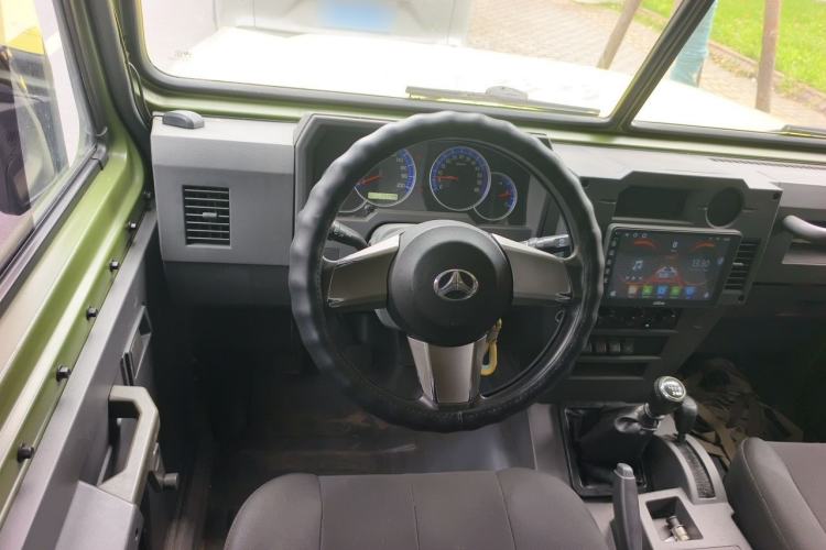 Used BAW Warrior 2017 2.0T five-door four-wheel drive gasoline version Steering Wheel