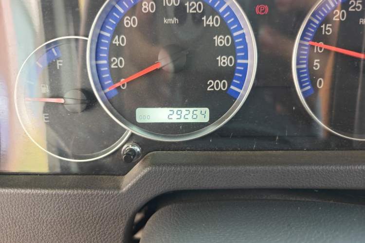 Used BAW Warrior 2017 2.0T five-door four-wheel drive gasoline version Odometer Close Up