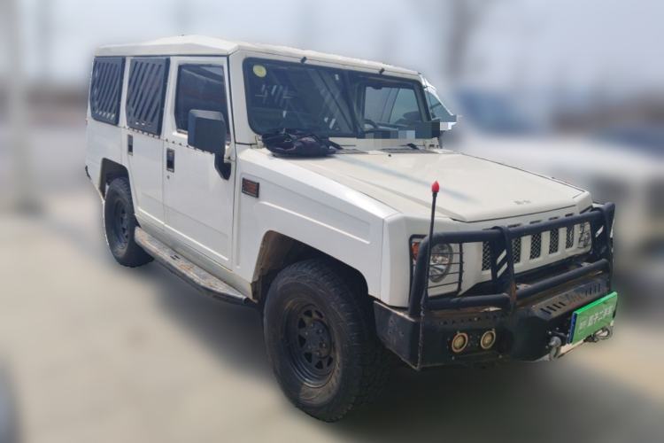 Used BAW Warrior 2018 2.0T Five-Door Four-Wheel Drive Gasoline Version China V Emission Standard Front Right 45 Deg